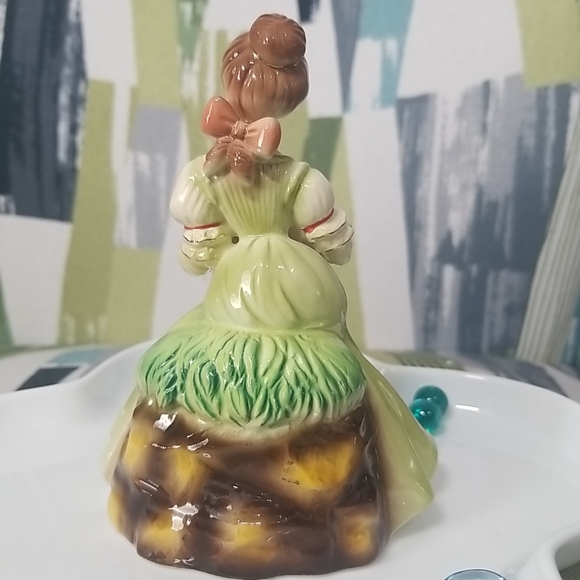 JOSEF ORIGINALS Vintage Figurine Adeline from Gibson Girls Series - Picture 7 of 14